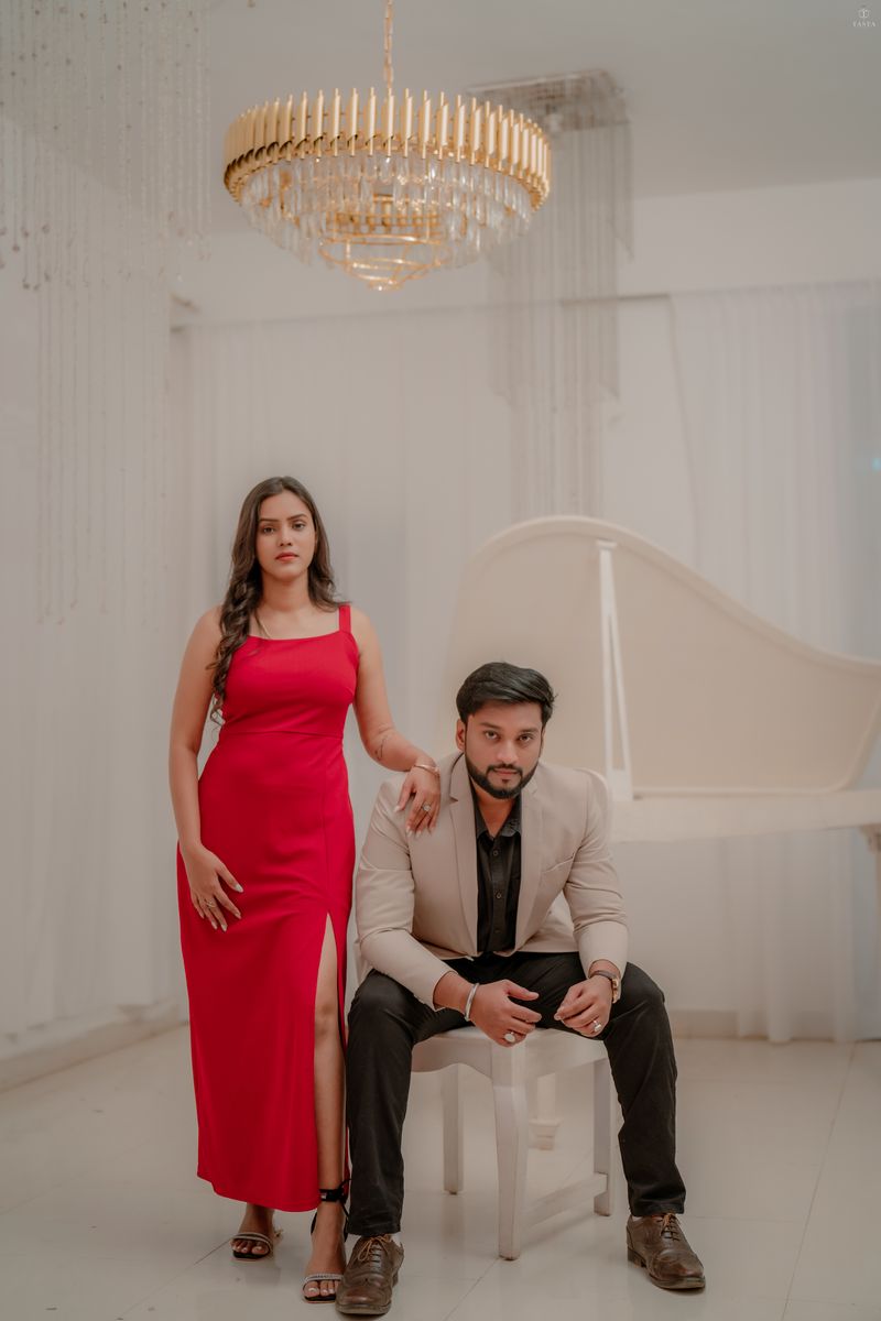 Pre-wedding photoshoot at scenic Pune location - couple portrait